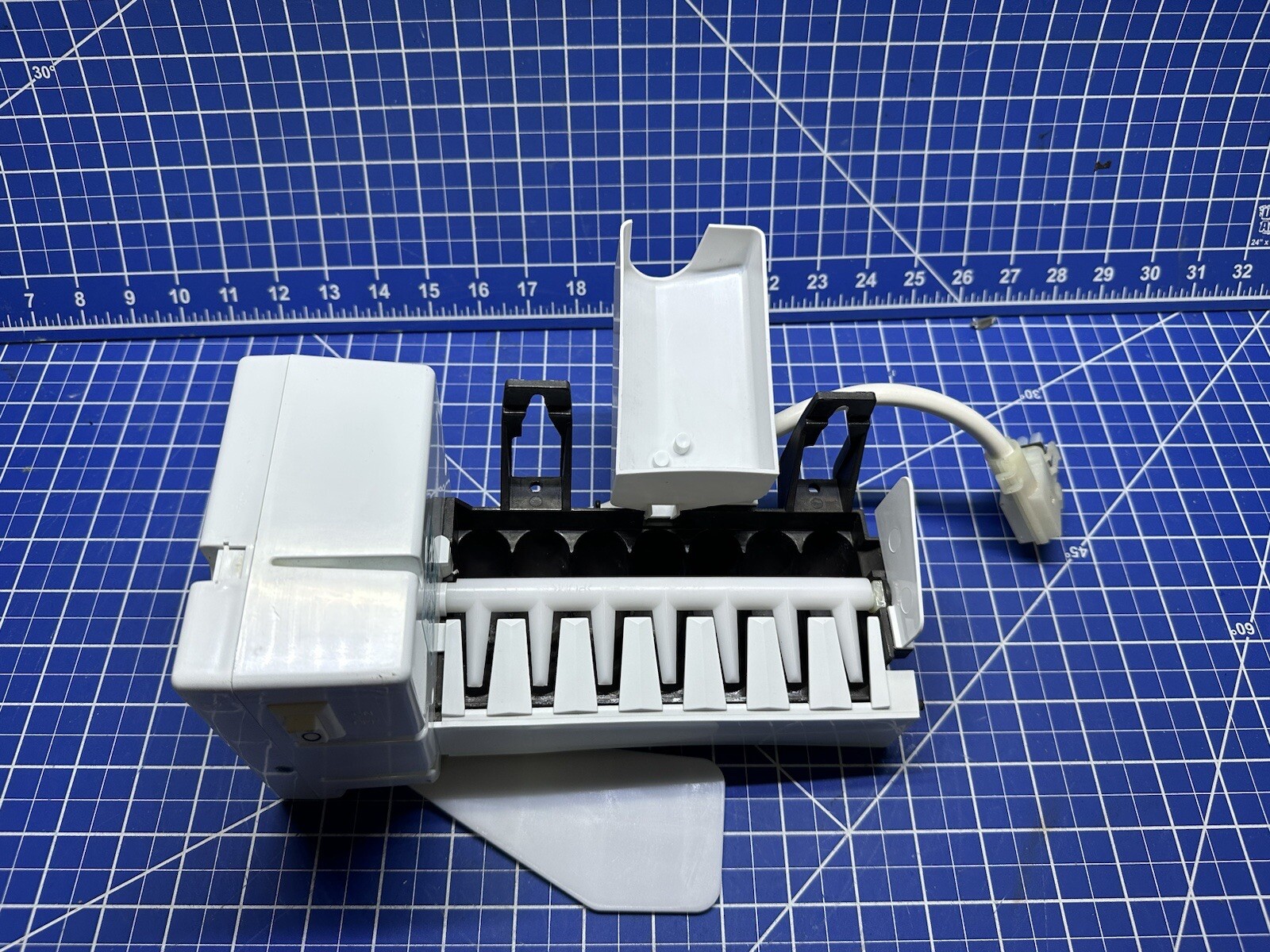 GE Refrigerator Ice Maker P WR30X10012 WR30X10044 eBay