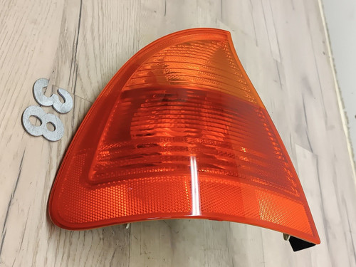 Rücklicht Rückleuchte Links BMW E46 318i Touring 63216905627