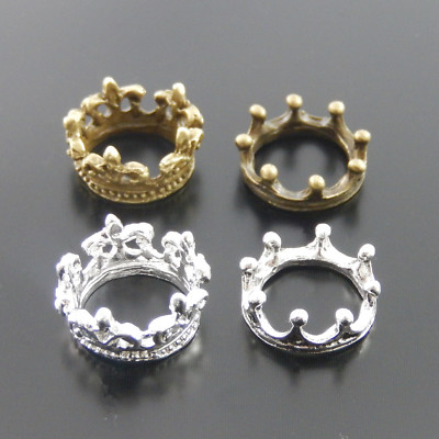 Random 20 pcs Vintage Style Alloy Crown Pendant Jewelry Findings Charms Mixed