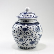 Chinesische Vase Porzellan, Vase im Ming-Stil, Vase mit Deckel 21 cm, blau-weiß