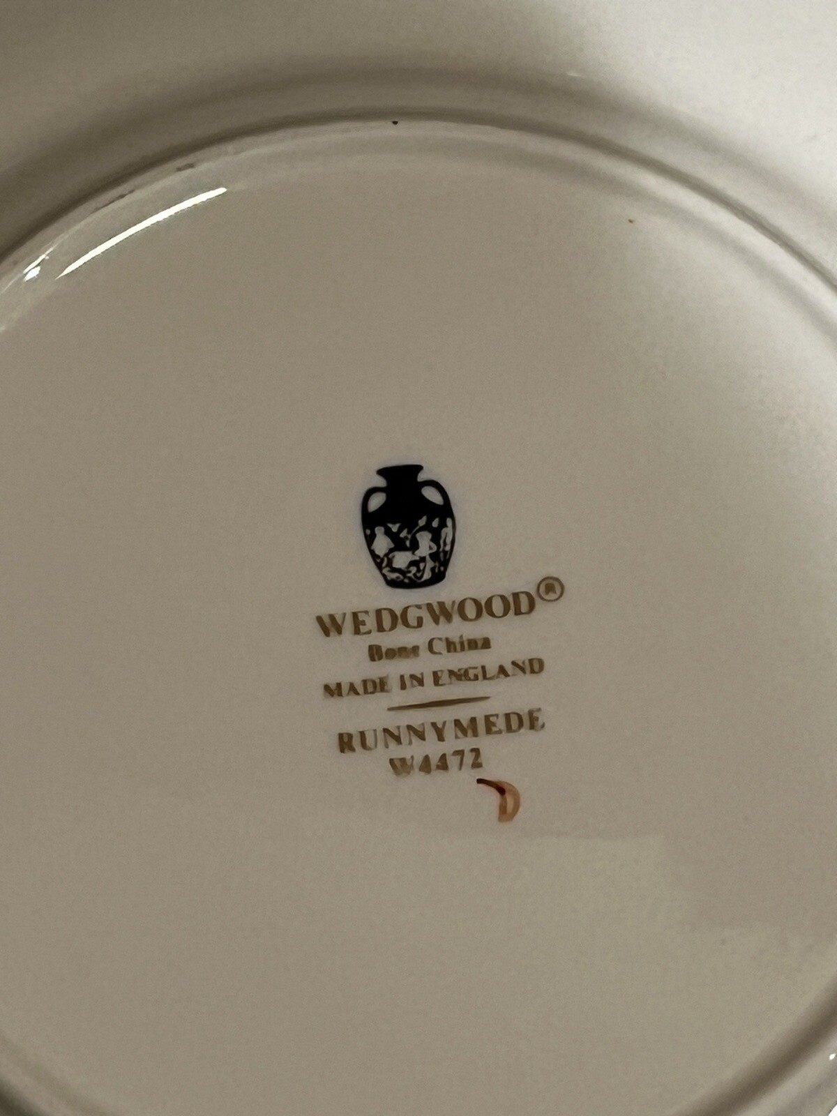 Wedgwood Runnymede Blue 5 Piece Place Setting Plates Cup & Saucer (Set Of Four)