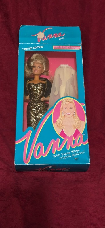 Vintage 1990 HSC Home Shopping Club Vanna White Fashion Doll Limited Edition