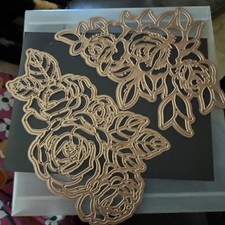 Spellbinders INTRICATE FLORALS Large Die of the Month June 2019