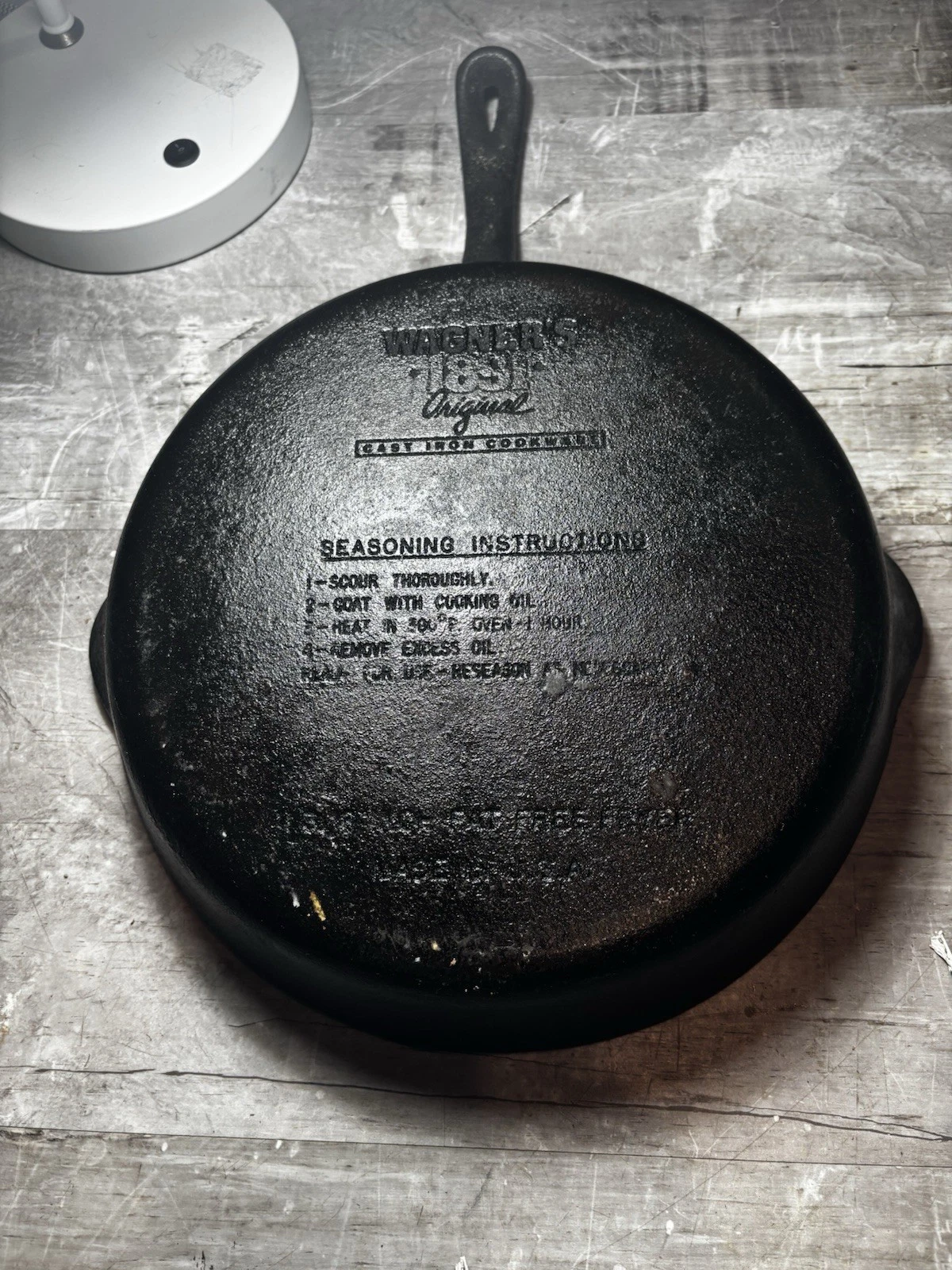 This Is A Wagner's 1891 Original cast iron skillet, which was a commemorative