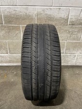 1x P23550r17 Michelin Defender 2 1032 96 H Used Tire 2355017 1x P23550r17 Michelin Defender 2 1032 96 H Used Tire 2355017