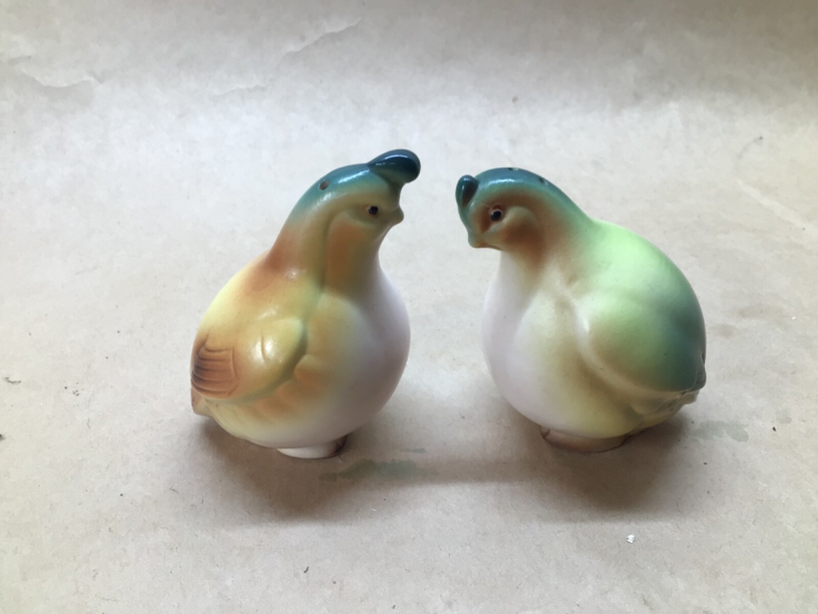 Pottery Quail Salt and Pepper Shakers Bird Fowl Wildlife Table Setting