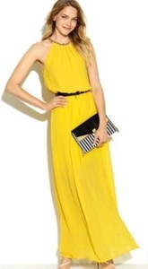 abito lungo giallo