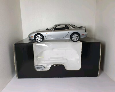 京商 1/18 MAZDA RX-7 R-Handle 7009S シルバー 京商 - 京商 1/18 MAZDA RX-7 R-Handle 7009S シルバーの通販 by khfc