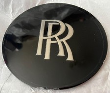 Rolls Royce Wheel Centre Hub Cap Badge Black UG13770  Shadow Corniche Wraith etc