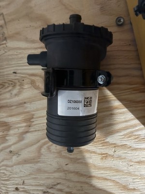 John Deer OCV Crankcase Vent Filter - OEM Part No. DZ105112 or DZ106088