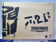 Transformers Generations Selects DELUXE DEEP COVER WFC-GS23 New Hasbro
