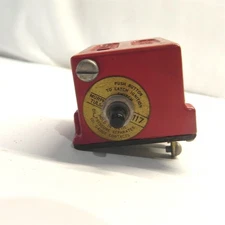 VTG MURPHY 117 TATTLE TALE MAGNETIC SHUTDOWN SWITCH PUSH OVERIDE 12-32 VOLT NOS