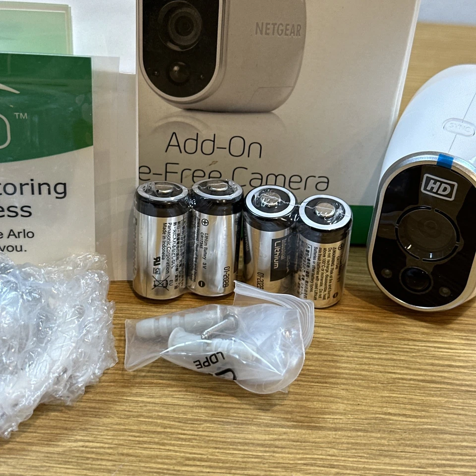 Arlo VMC3030-100NAS Wire-Free Indoor/Outdoor Security Camera OPEN BOX - Image 3 of 4