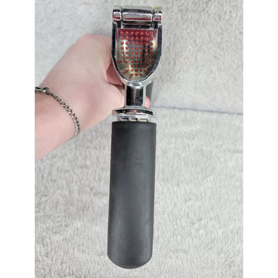 OXO Good Grips Garlic Press with Black Handle Stainless Steel - Image 4 of 4