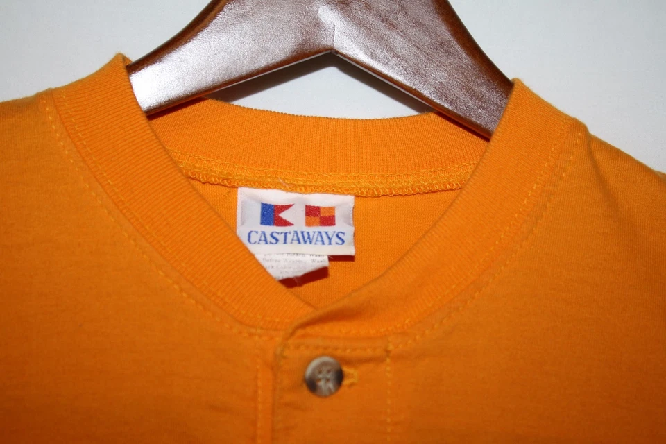 Camisa Henley Náufragos Para Hombres PEQUEÑA Tennessee Vol Azul Marino Ancla LS Amarilla 3 Botones Foto 4 de 4