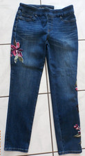 NWT Chicos Jeans 4 R  Denim Pull On Jegging Ankle Floral Embroidered Beaded H753