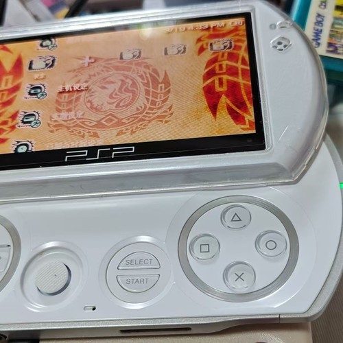 Excellent Sony PSP GO Console Pearl White 128GB Preloaded Games Unpackaged