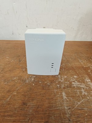 TP-LINK TL-PA411 Powerline Adapter 500Mbps UK Stecker HomePlug 1 Ethernet Slot
