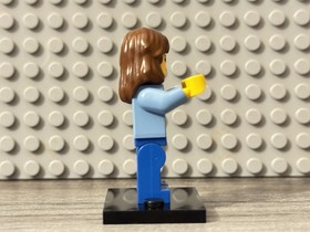 LEGO Harry Potter Minifigure Hermione Granger - Medium Blue Torso 4723 hp001