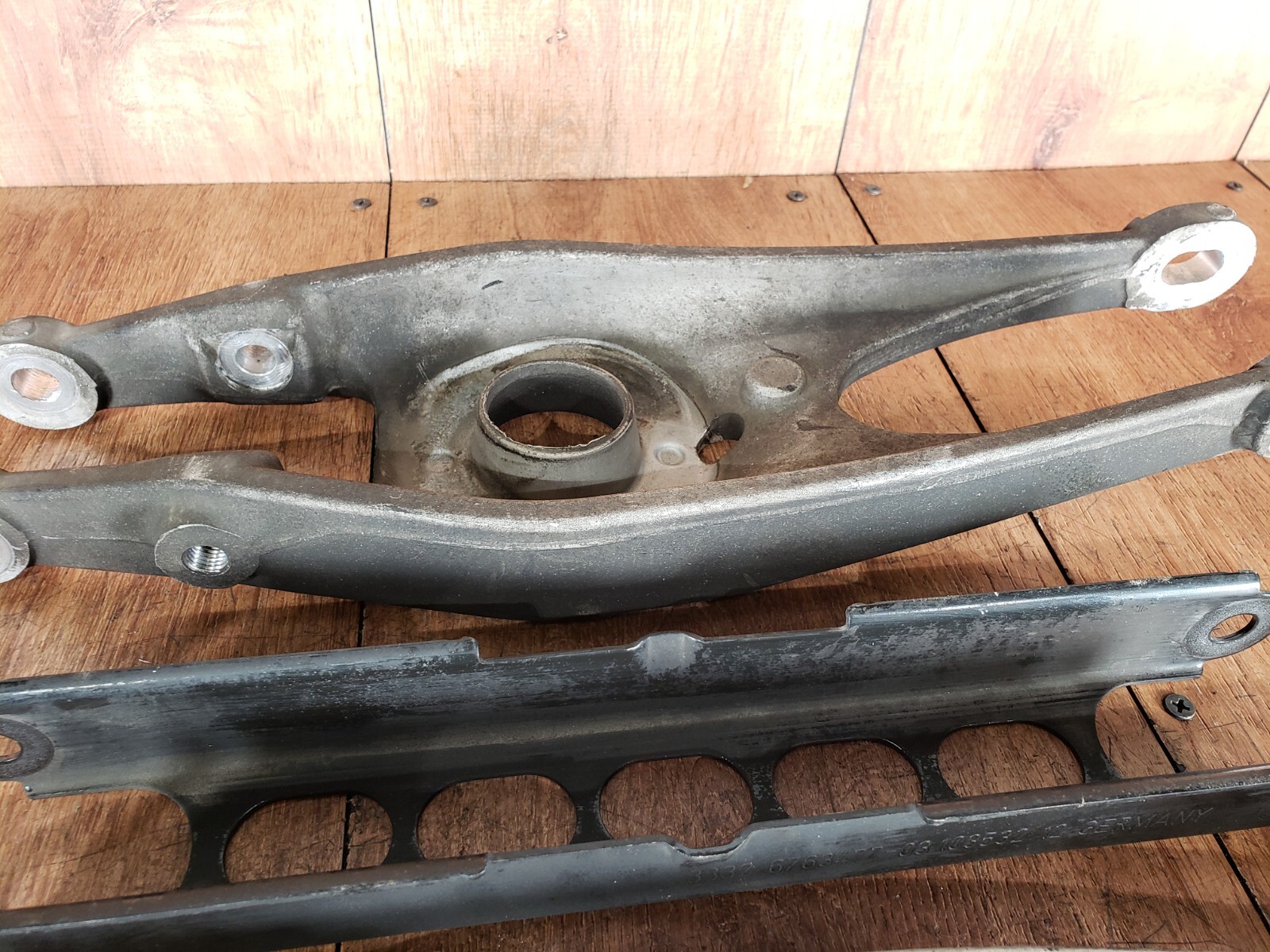 0813 OEM BMW E90 E92 E93 M3 Rear Passenger Side Suspension Control Arm