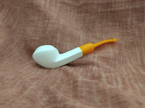 Smooth Bulldog Meerschaum Pipe Acrylic Stem with Fitted Case - Picture 3 of 4