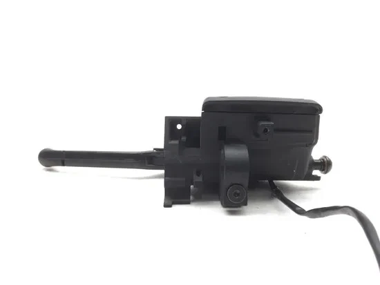 Главный цилиндр насечки сцепления 2001 BMW K1200RS 2785A - Изображение 2 из 4