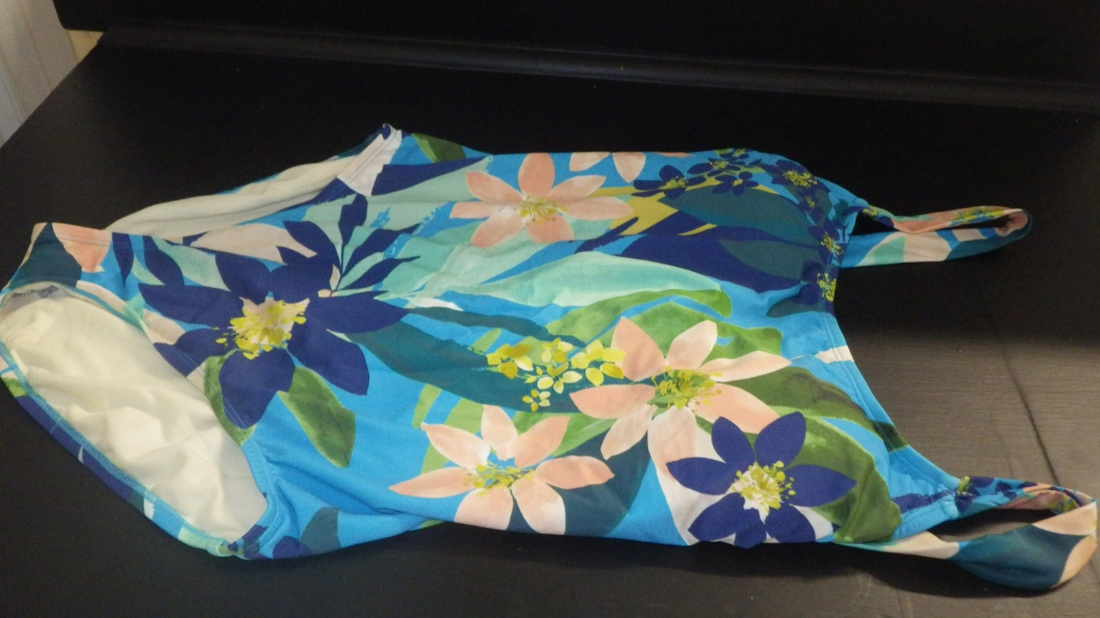 Ladies XL Tie Back One Piece Swimsuit Tank Style NWT Beach Betty Miracle Brands-image
