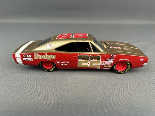CUSTOM Racing Champions 1/24 Scale 1968 Bobby Allison #22 Stan Dobbs Charger - Picture 4 of 9