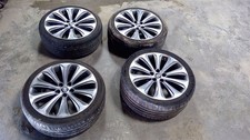 Set of 4 Alloy Wheels Sedan 19x8 R-spec Fits 12-14 GENESIS 111177