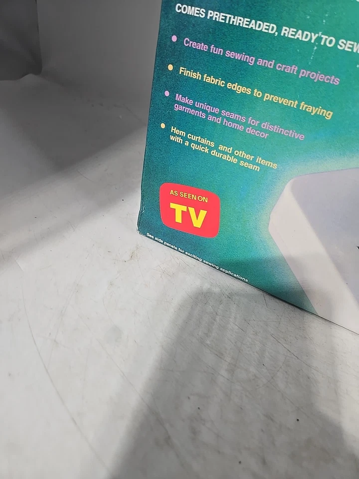 Singer Tiny Serger Electric Overedging Machine - (TS380A) Brand New In Box - Image 3 of 4