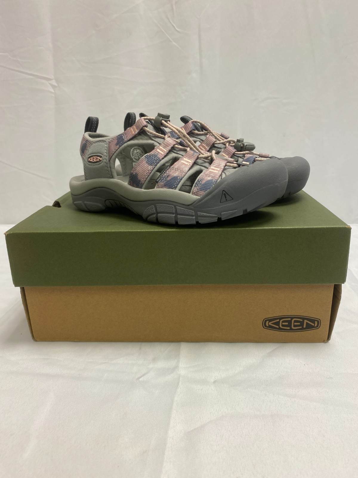 Sandali da trekking elastici Keen Newport H2 1027355 donna grigi tinta unita taglia 7