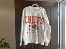 Kansas City Chiefs Sweatshirt Size Large EUC
