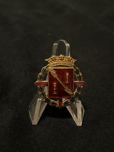 Insignia antigua esmaltada militar escolta o guardia personal de Franco