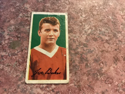 Barratt - Famous Footballers 1964-65 Series A12 - No 1- JOE BAKER