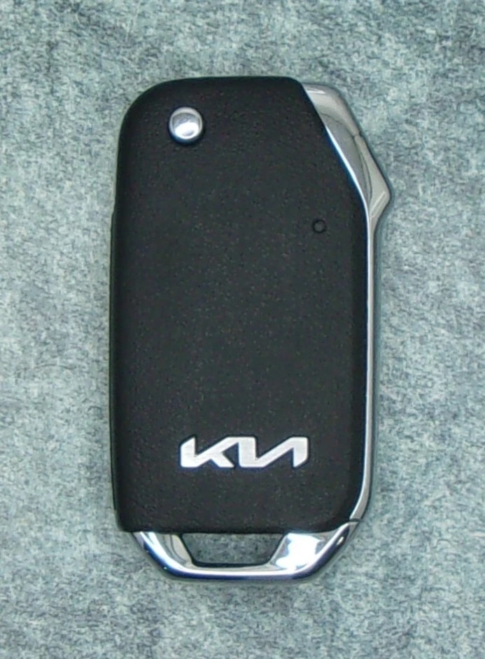 原始设备制造商单起亚 '22-'24 Forte 无钥匙进入翻转钥匙遥控器 二手 -CQOTD00660- — 第 4/4 张图片