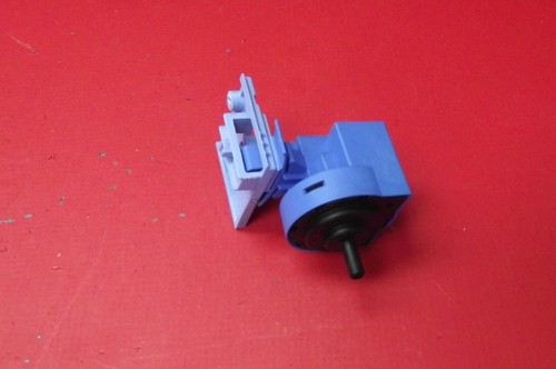 Waschmaschine BUSH A127QB Druckschalter