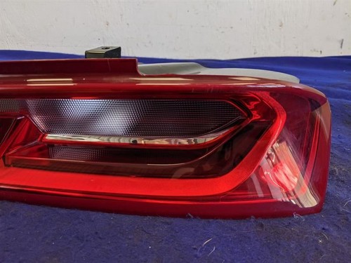 2016-2018 Chevrolet Camaro LS LT SS Passenger Taillight Lamp Lens New Take Off - Foto 5 di 12