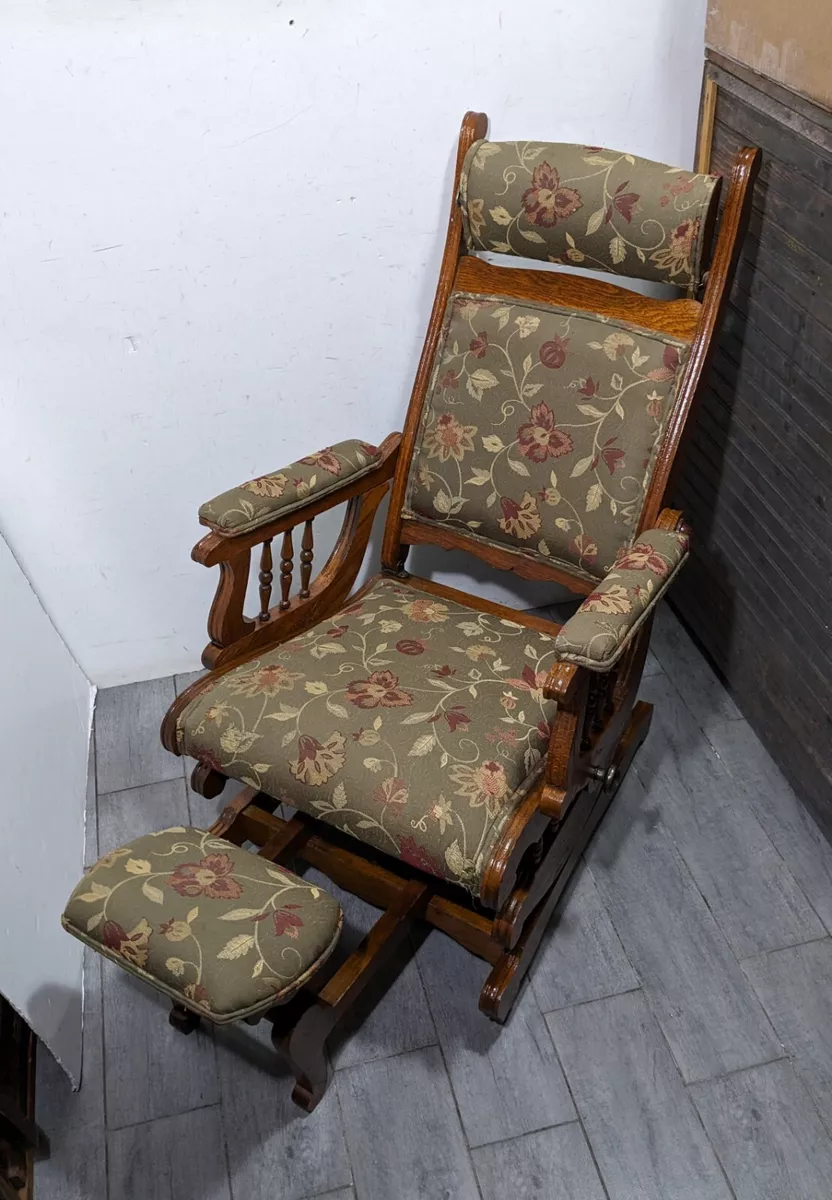 Antique Victorian Oak Wood Platform Spring Rocker Recliner Lounge