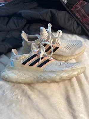 Adidas Ultra Boost Web DNA Size 7