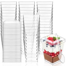 50 Stück Dessertgläser Plastik mit Löffeln Und Deckel 150ML Dessertbecher Klare