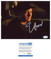 Elijah Wood 'Yellowjackets’ Signed 8x10 Photo 'Walter' ACOA