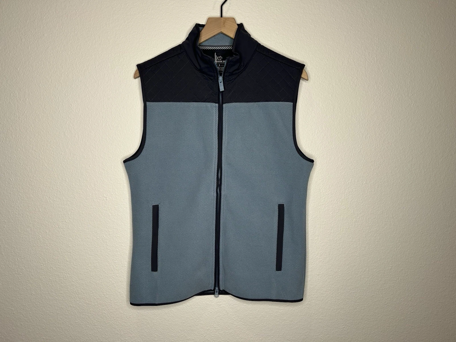 Southern Tide Mens Colorblock Full Zip Vest Size Small NWT