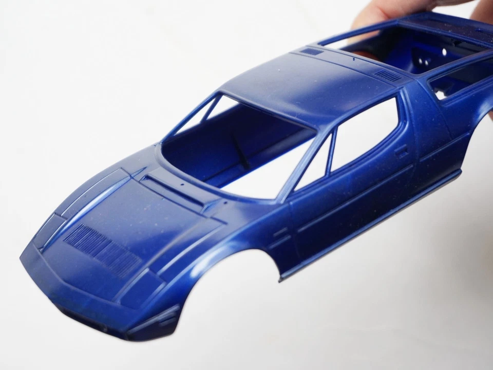 NICHIMO 1/24 Maserati Bora racing car series No.10 MOTORIZE model kit - Image 3 of 4