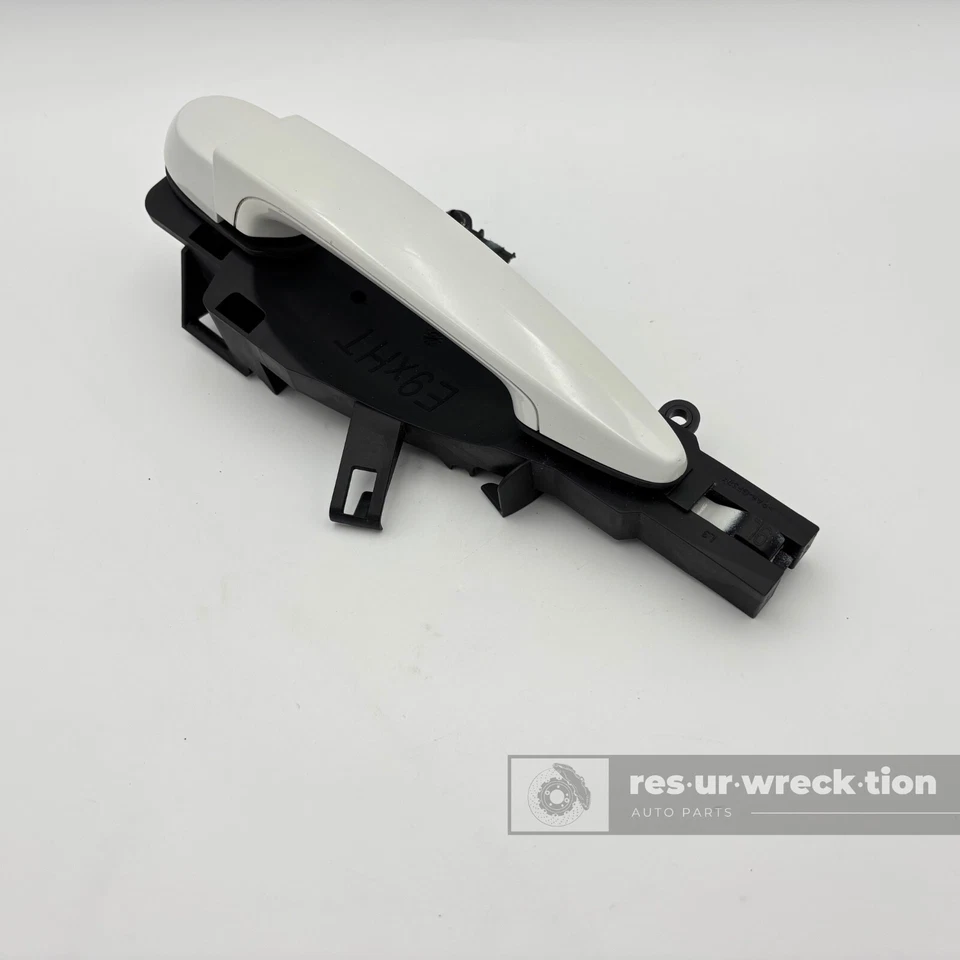 Conjunto de manija de puerta exterior trasera izquierda BMW 328i 335i X1 2006-2013 Foto 4 de 4