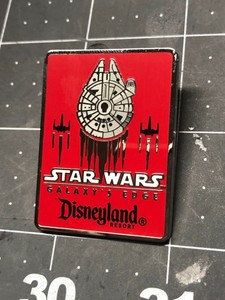 millennium falcon disney pin