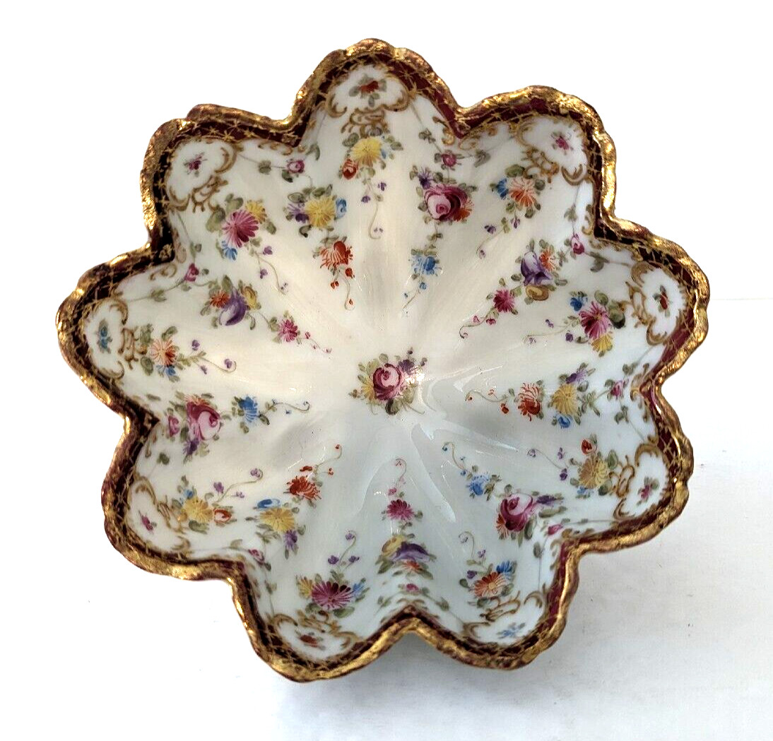 Antique Nippon Footed 5.5
