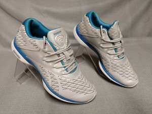 reebok easytone trainers