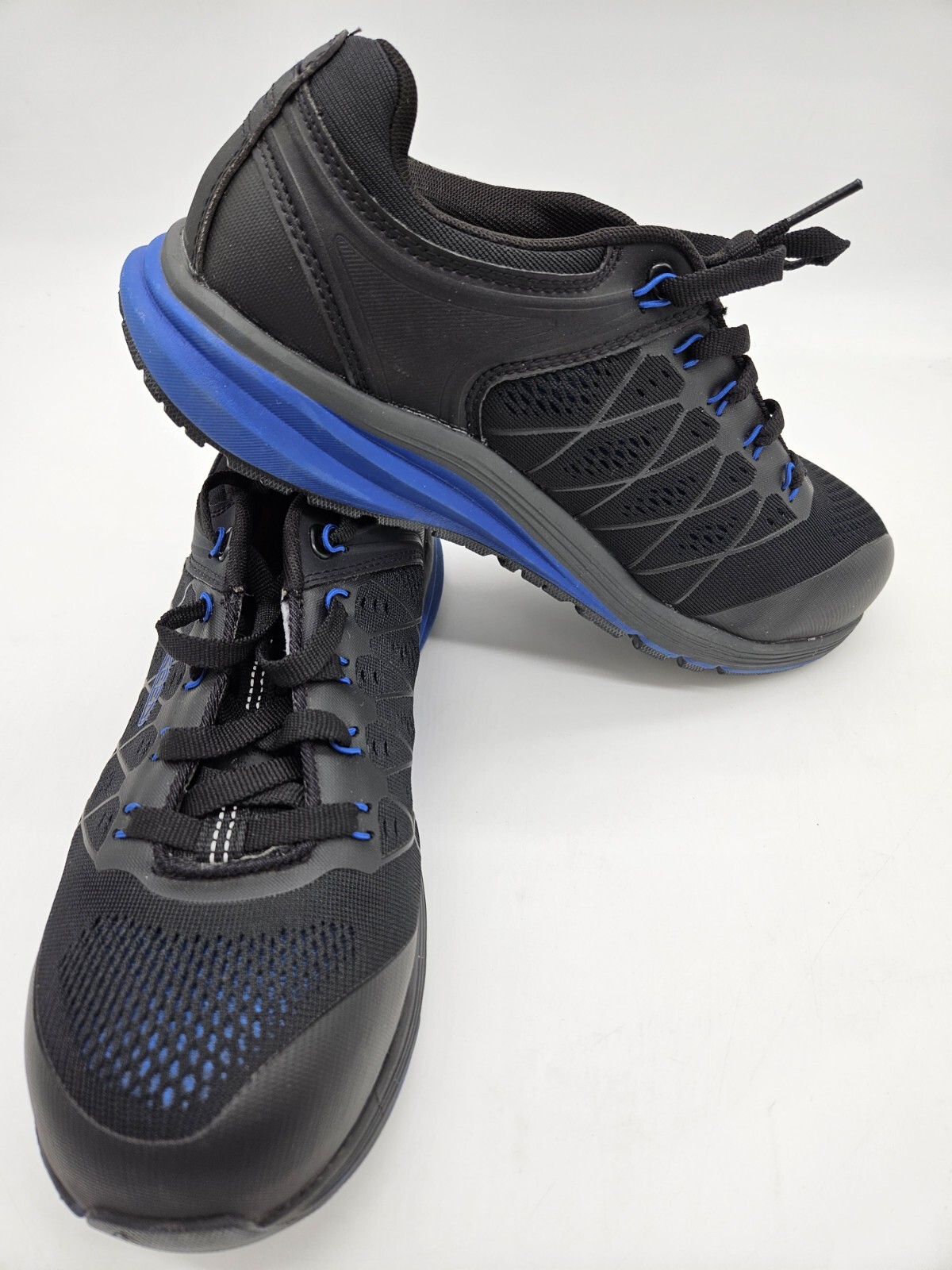 Scarpa da lavoro KEEN Utility uomo Vista Energy sneaker bassa altezza punta composita 8 5 usata in ottime condizioni