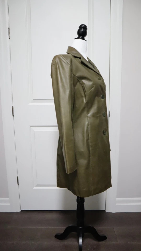 Abrigo Danier de cuero para mujer a medida verde oliva Foto 3 de 4