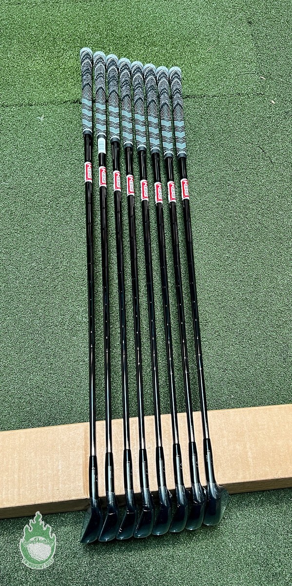 New RH Mizuno JPX 925 Hot Metal Black Irons 4-PW/GW Lite Stiff